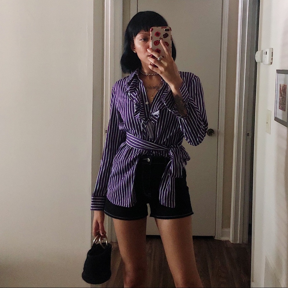 Jones New York navy stripes ruffle blouse